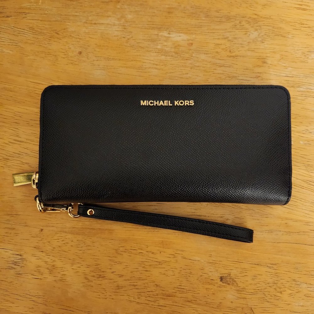 Michael Kors Travel Continental Black Leather Wristlet Wallet